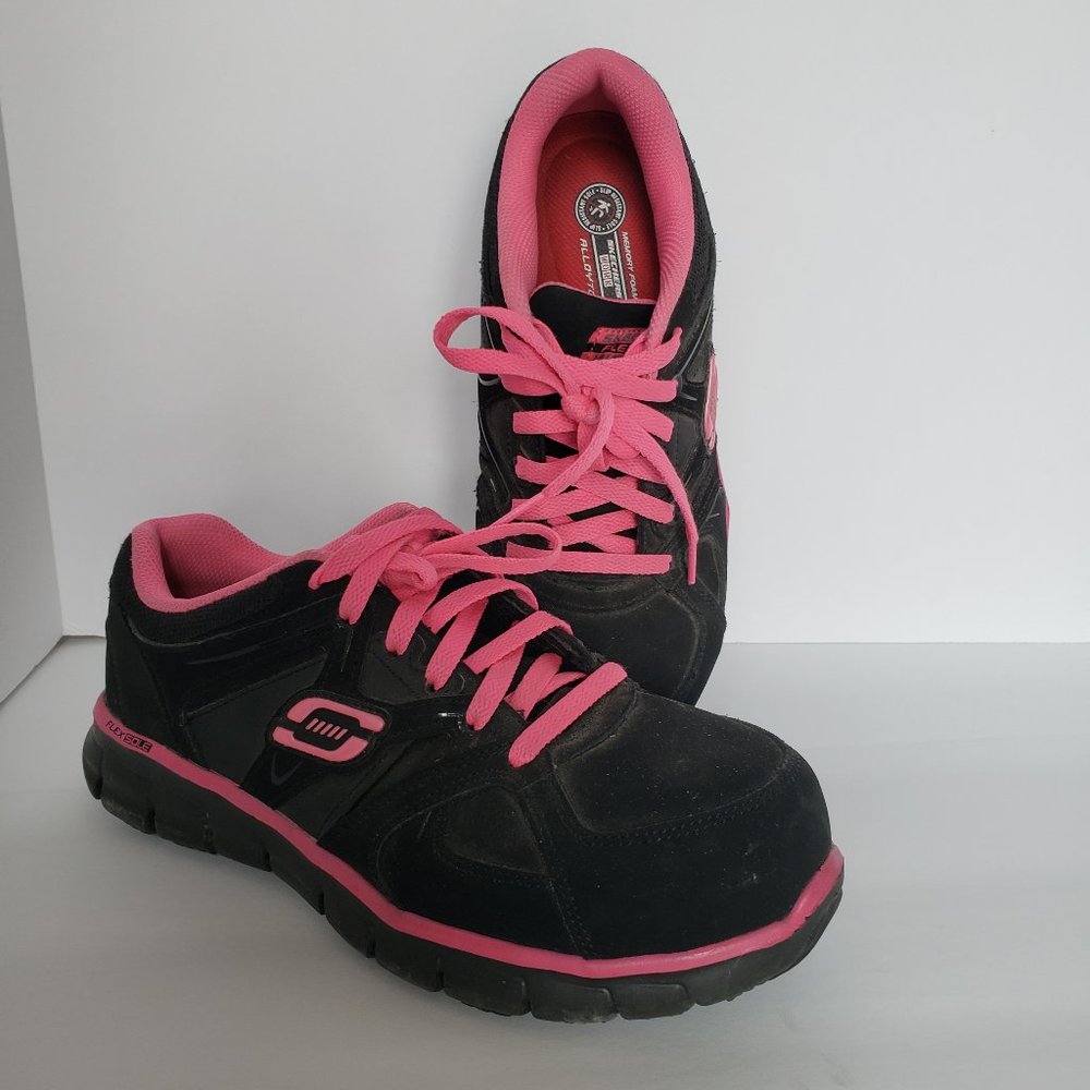 Women's Skechers for WORK Leather Alloy Toe Sneakers Sz 6